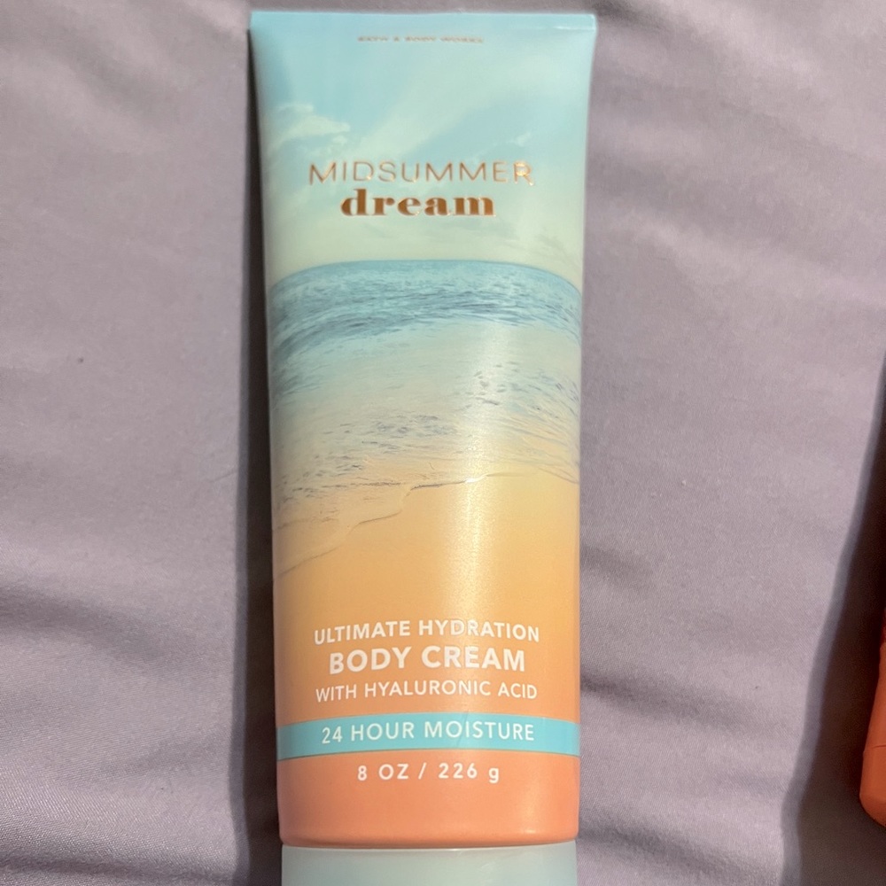 Bath and Body Works Midsummer dream Body Moisturizer NWT